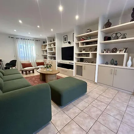 Villa 5 Pieces 7 Couchages St Cyprien Sc000-5ja *