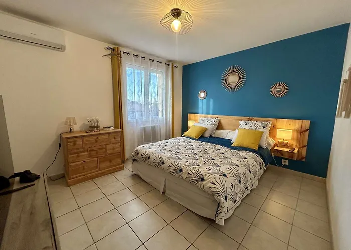 Villa 5 Pieces 7 Couchages St Cyprien Sc000-5ja *