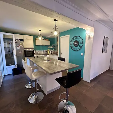 Vila 5 Pieces 7 Couchages St Cyprien Sc000-5ja *